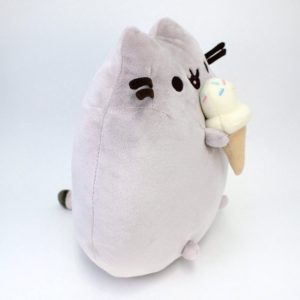 Pushee with icecream plush