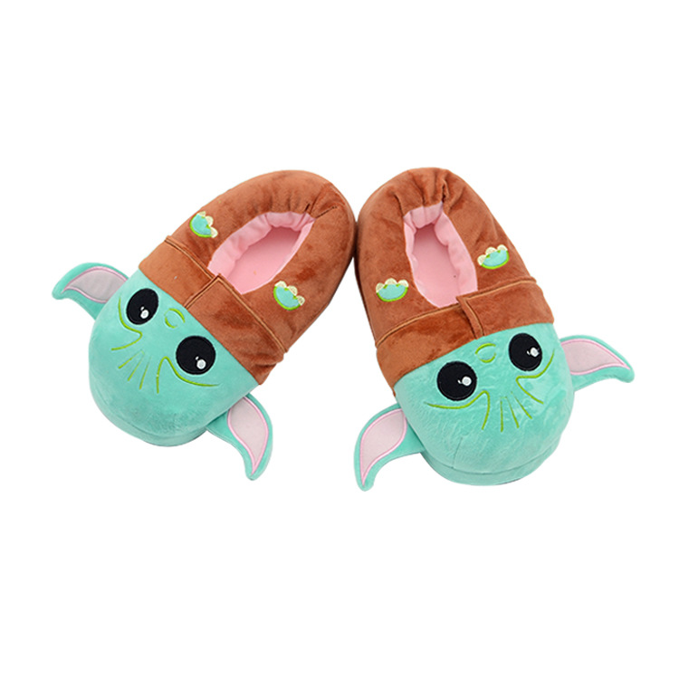 Baby Yoda Home Warm All-Inclusive Plush Slippers - Image 5