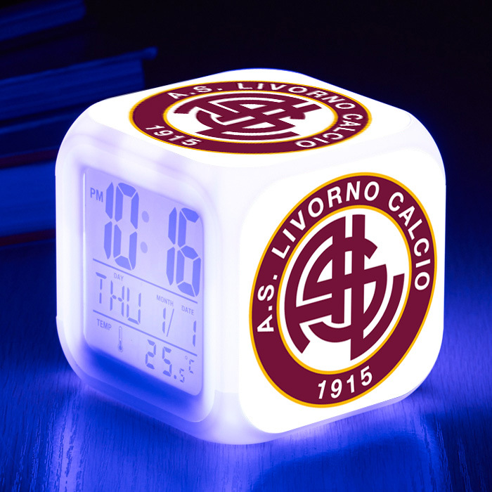 Serie A 7 Colors Change Digital Alarm LED Clock - Image 10