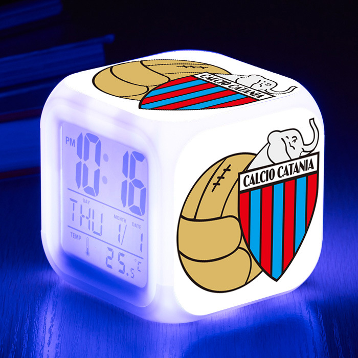 Serie A 7 Colors Change Digital Alarm LED Clock - Image 13