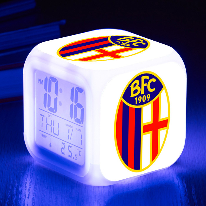 Serie A 7 Colors Change Digital Alarm LED Clock - Image 17